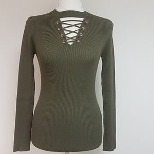 NOBO Sexy V-neck sweater Sz. M